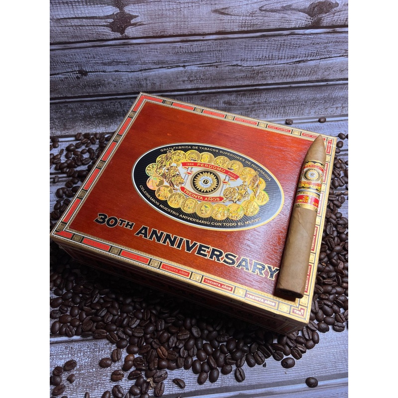 Perdomo 30th Anniversary Connecticut Torpedo