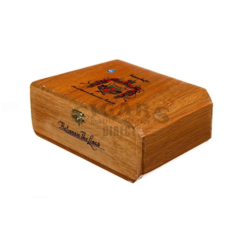 Arturo Fuente Hemingway Between The Lines 1 Cigar