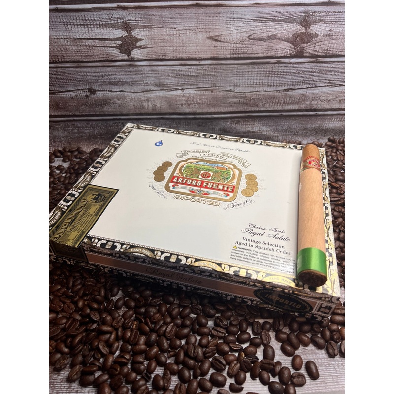 Arturo Fuente Natural Chateau Fuente Royal Salute