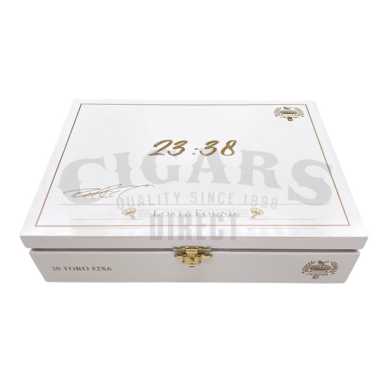 22 Minutes to Midnight Connecticut Radiante Toro 1 Cigar