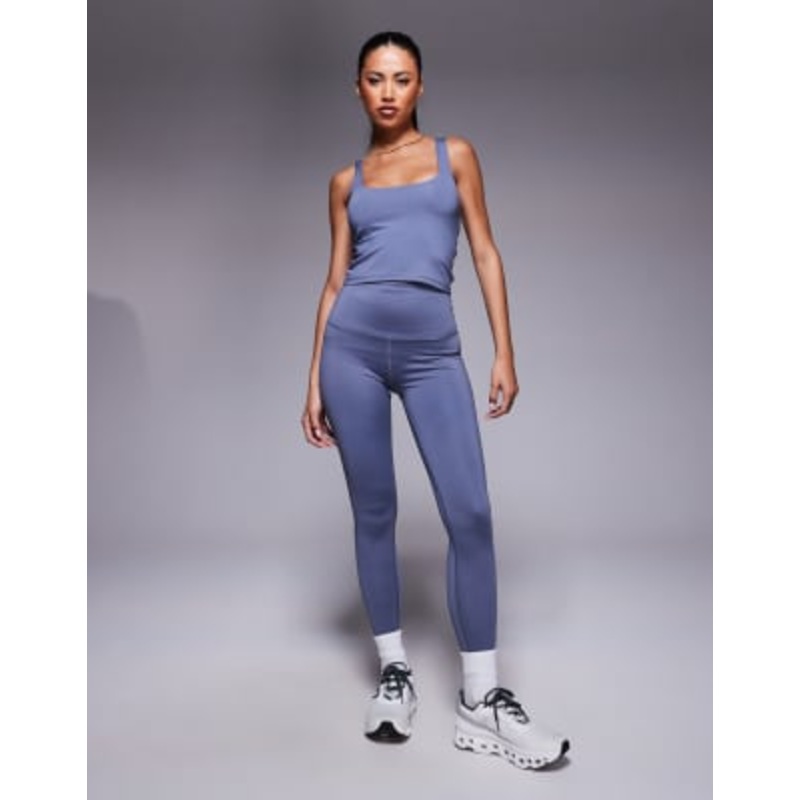 4505 Icon performance set in cornflower