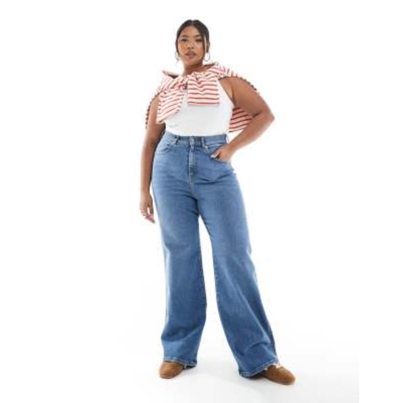 Dr Denim Plus straight leg jeans in cape sky worn hem wash