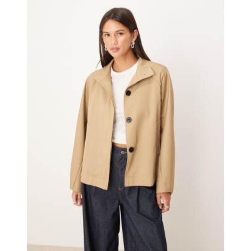 Glamorous cropped cape style trench coat in beige