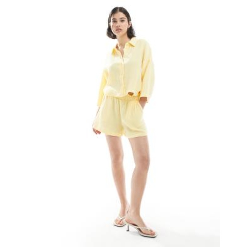 Vero Moda textured cropped shirt and shorts set in pale yellow