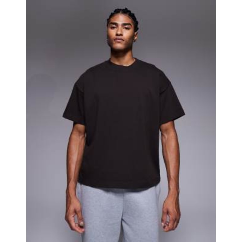 4505 boxy cropped heavyweight cotton training T-shirt with quick dry finish in washed brown
