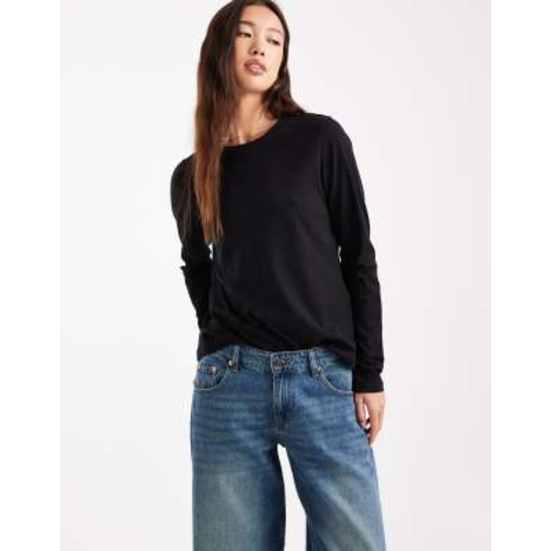 Vero Moda relaxed fit long sleeve t-shirt in black