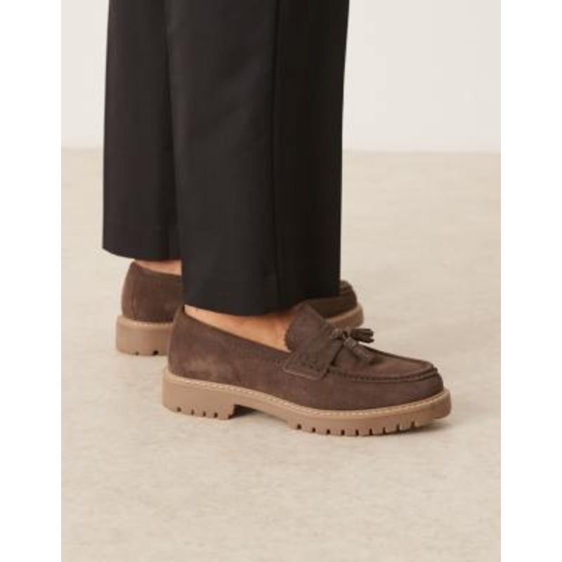 Walk London Sean tassel loafers in brown suede