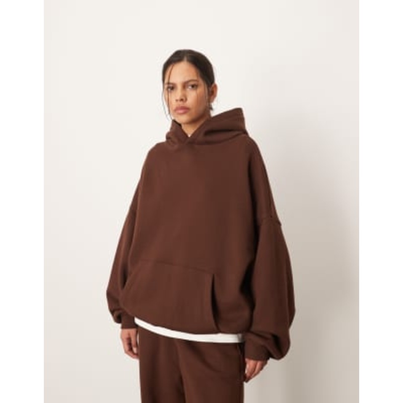 ARRANGE oversized premium heavyweight hoodie in chocolate