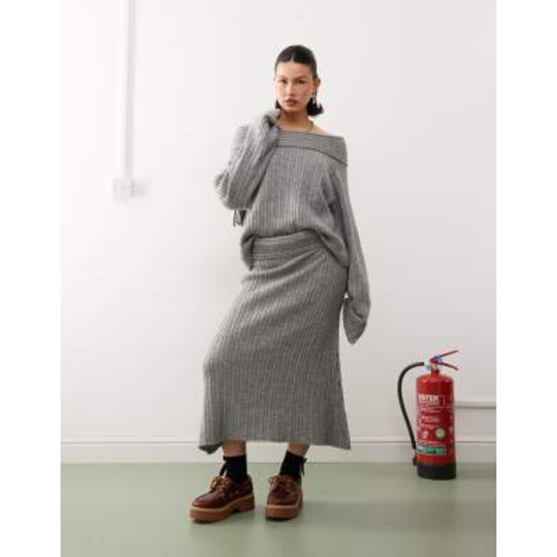 COLLUSION rib knit maxi skirt in charcoal – part of a set