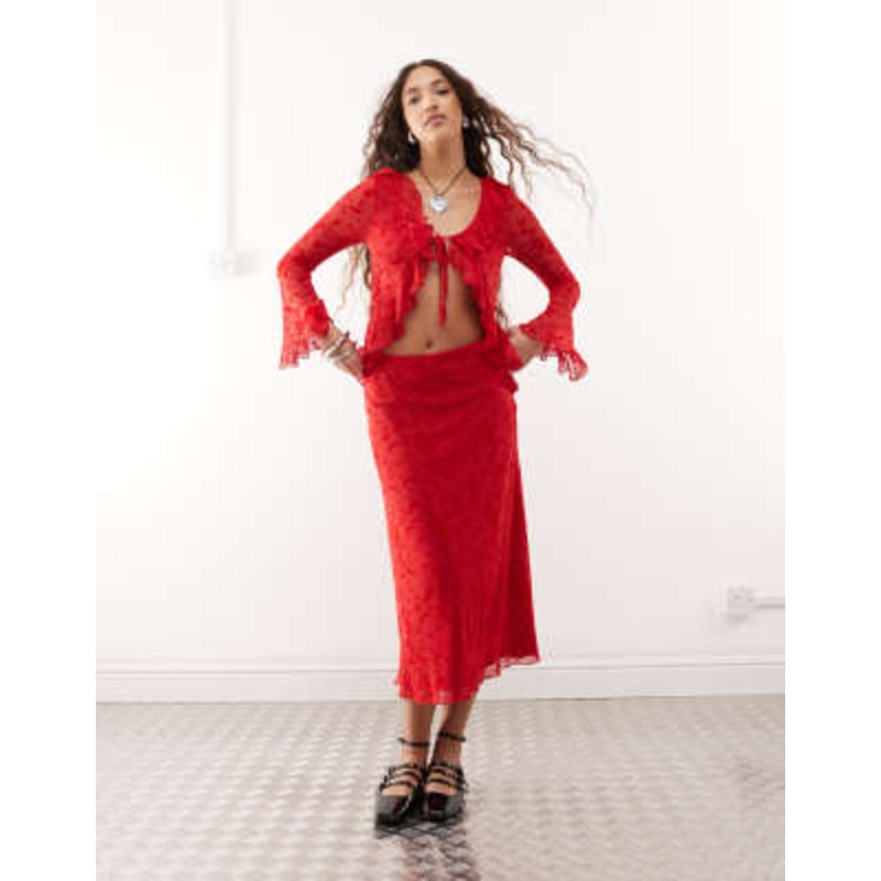 Reclaimed Vintage flocked mesh set in cherry red