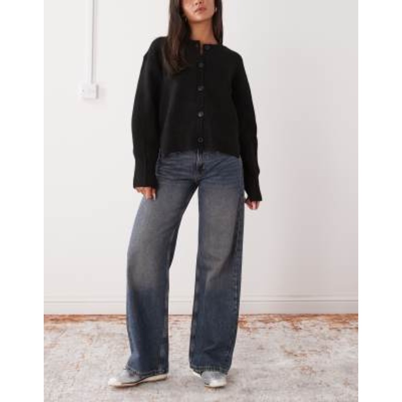 Weekday Imoo low waist wide leg jeans in faded blue wash