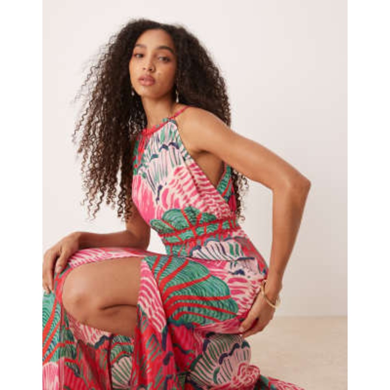 Hope & Ivy high neck maxi dress with thigh split in red shell print