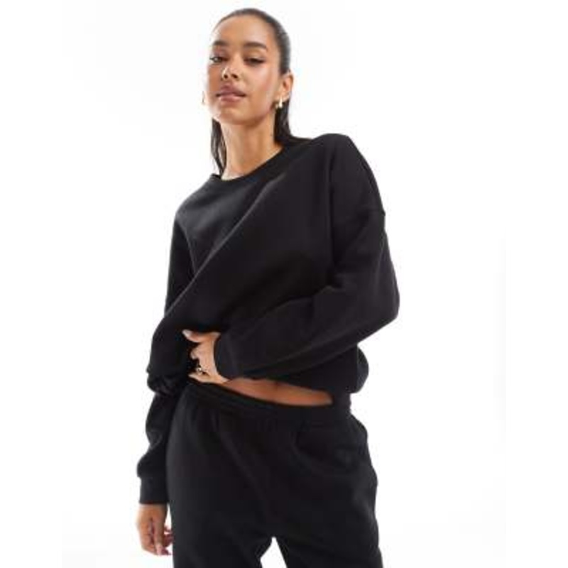 Vero Moda oversized sweatshirt in black – part of a set