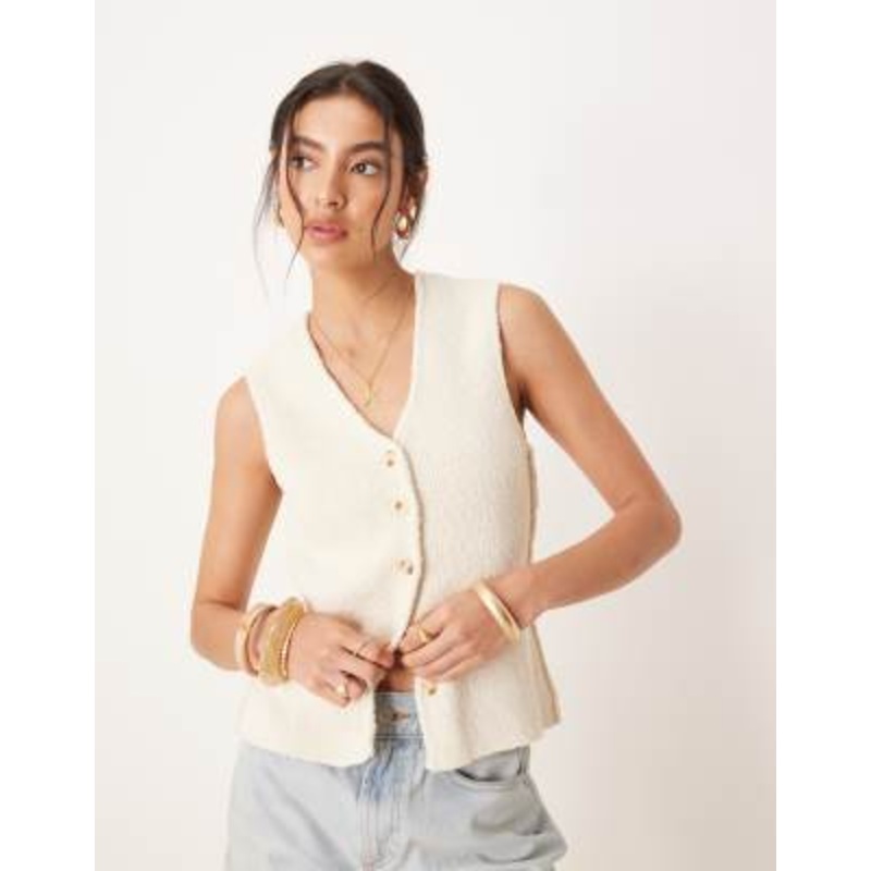 YAS textured knit vest in cream