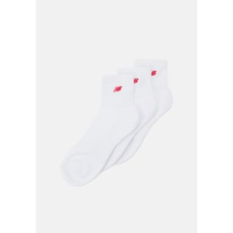 New Balance ESSENTIALS CUSHIONED ANKLE SOCKS PATCH LOGO 3 PACK – Socken – white/wei