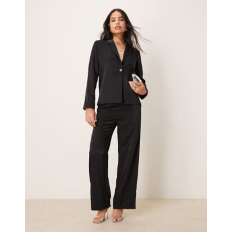 Vila oversized button front blazer and wide leg tie waist pants set in black