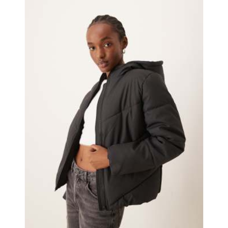 JDY short puffer jacket in black