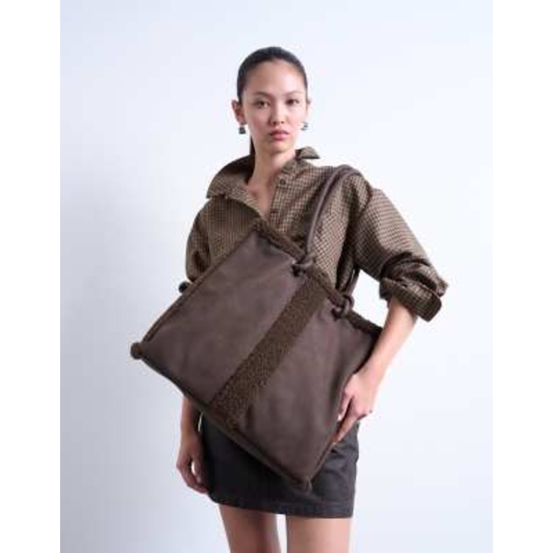 Topshop Tate faux shearling tote bag in chocolate