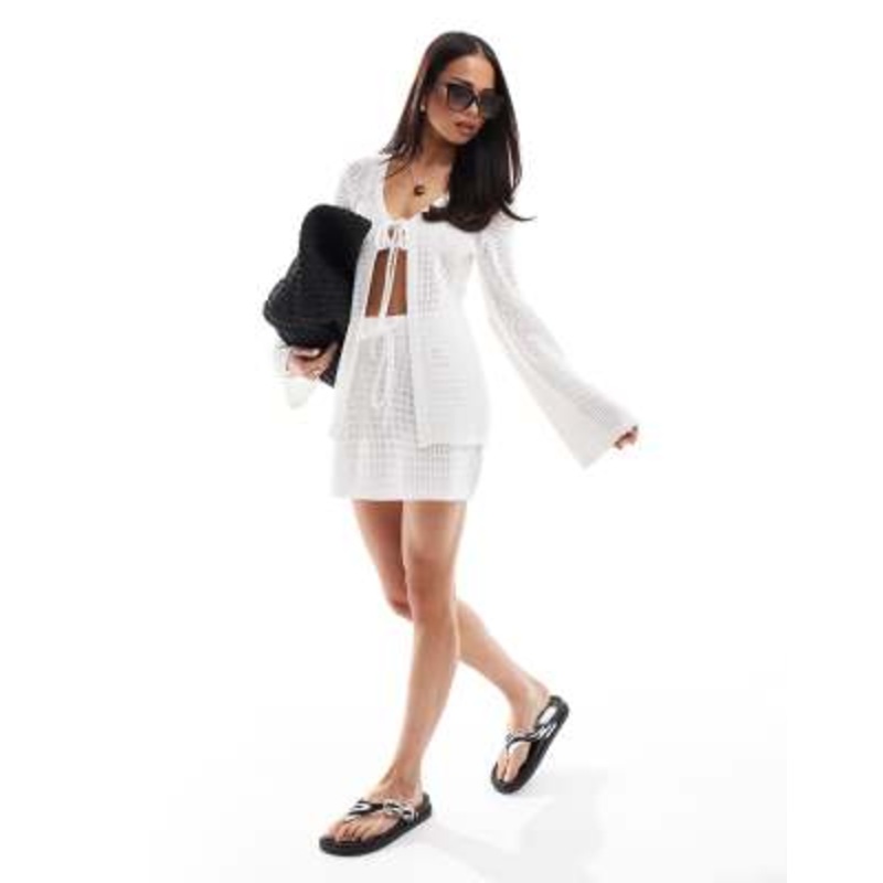 4th & Reckless beach crochet tie front mini skirt in white – part of a set