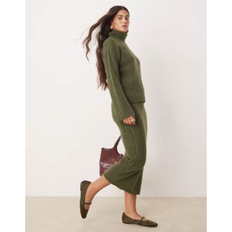 Vila knit midi skirt in khaki – part of a set