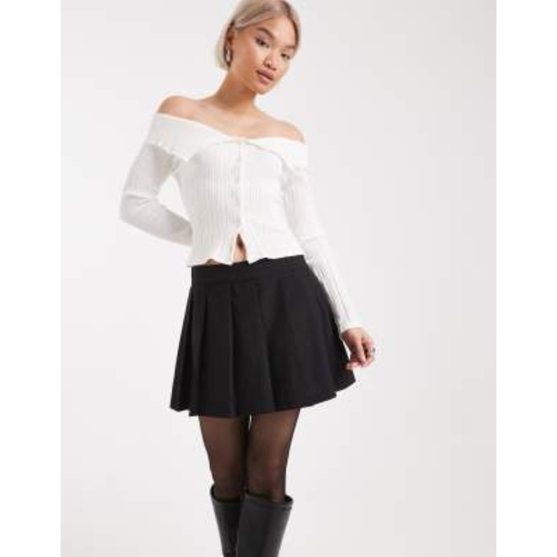 Vero Moda pleated mini skirt in dark gray check print