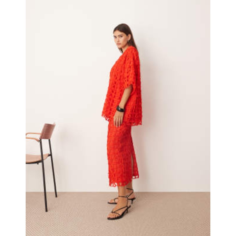 ARRANGE floral cutwork oversized T-shirt and column midi skirt in red