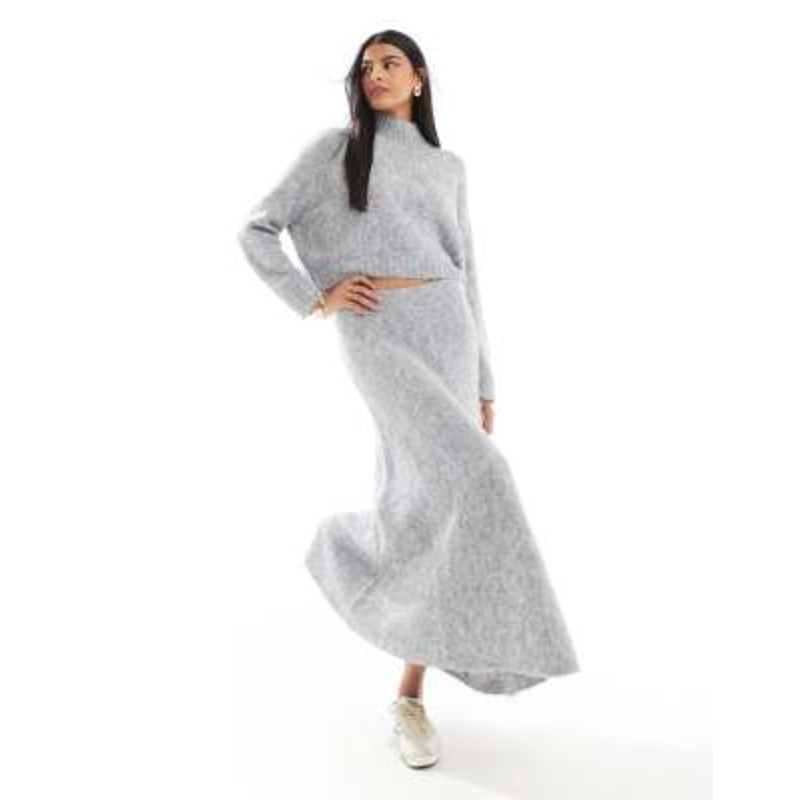 Vero Moda Aware knitted maxi skirt in light gray melange – part of a set