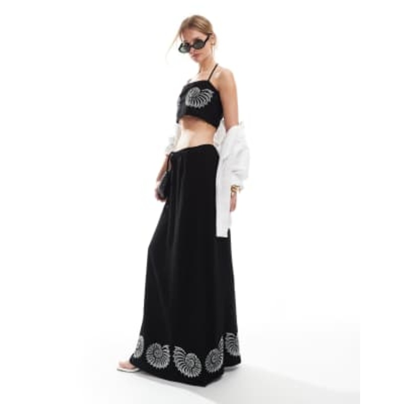 4th & Reckless linen blend embroidered shell detail beach maxi skirt in black – part of a set