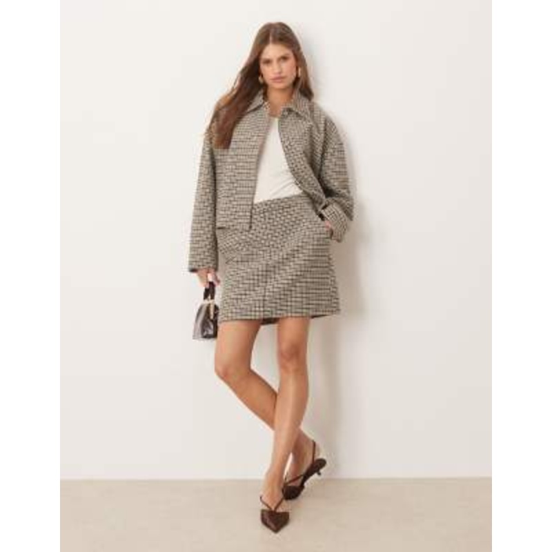 VILA wool-textured houndstooth plaid mini skirt in brown – part of a set