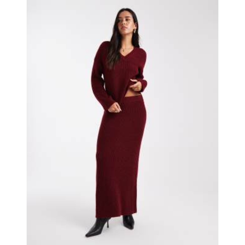 4th & Reckless fluffy textured v-neck sweater and maxi skirt set in burgundy