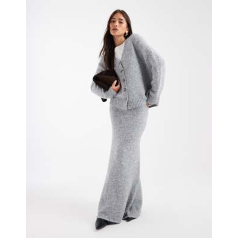 4th & Reckless wool feel knit column maxi skirt in gray – part of a set