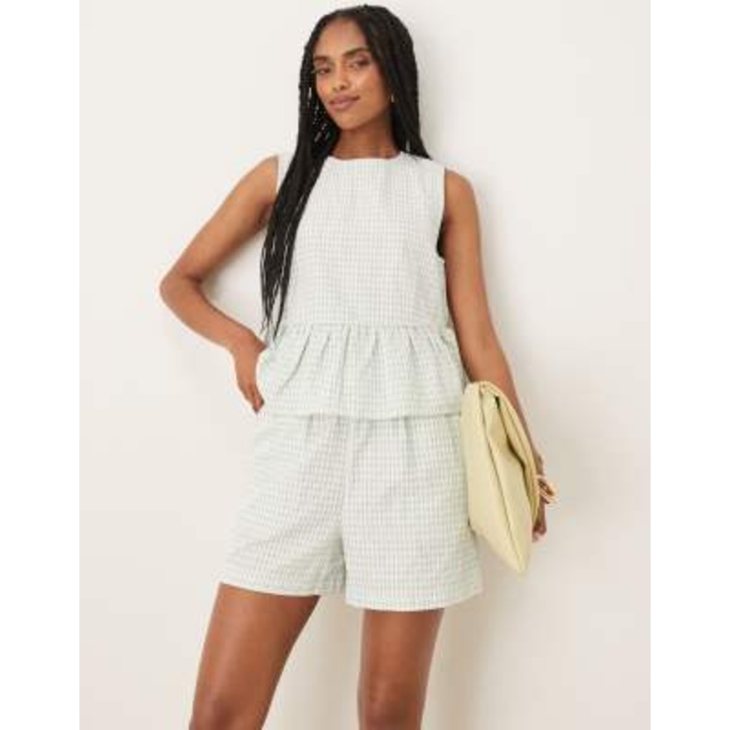 VILA shorts in netural gingham – part of a set