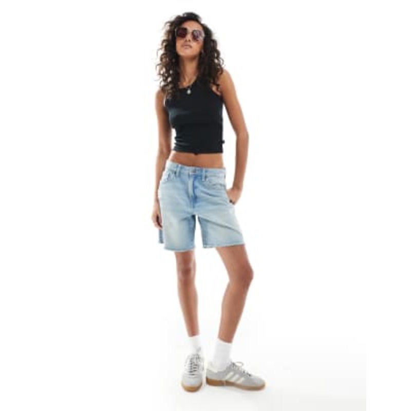 Cotton On relaxed denim shorts in sun-faded blue