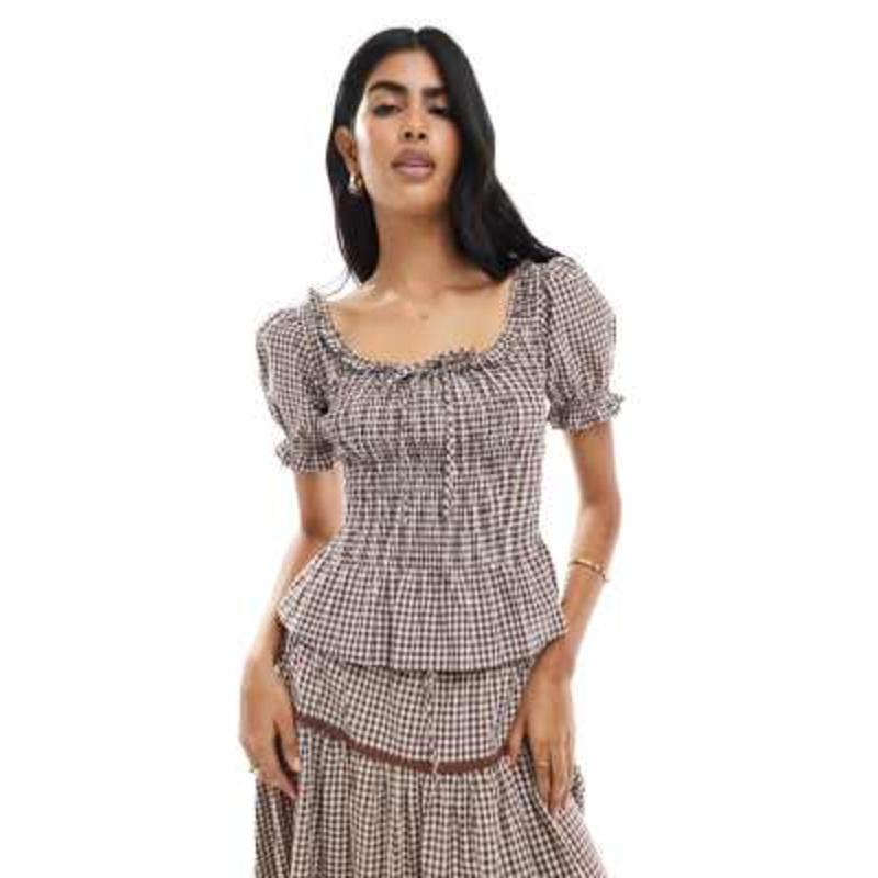Daisy Street short sleeve shirred top in brown plaid – part of a set