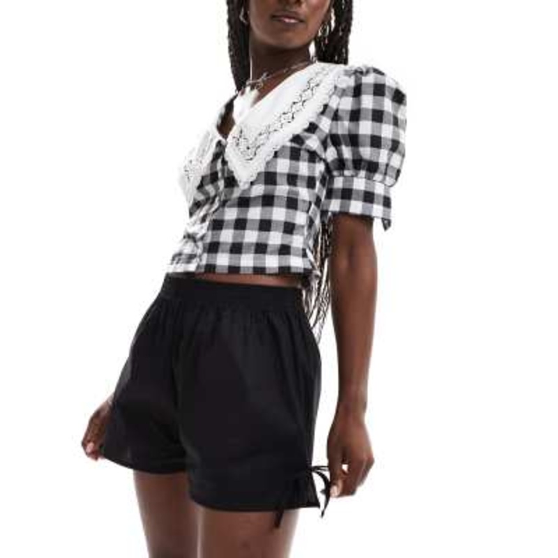 COLLUSION poplin short with tie side in black