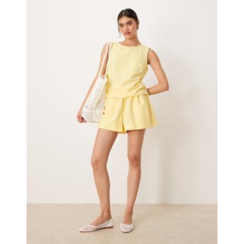 DESIGN pull-on shorts & open tie back top set in yellow