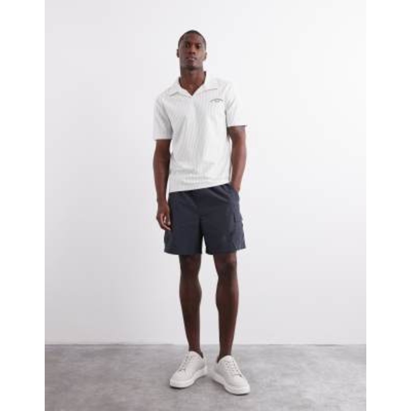 Cotton On cargo shorts in washed black