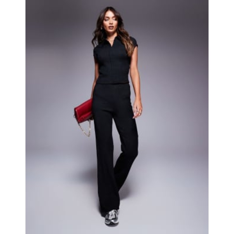DESIGN hook and eye short sleeve top and pants set in black