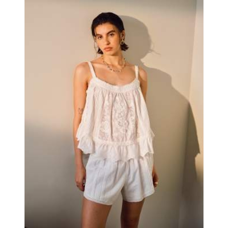 Topshop broderie mini bloomer shorts in white – part of a set
