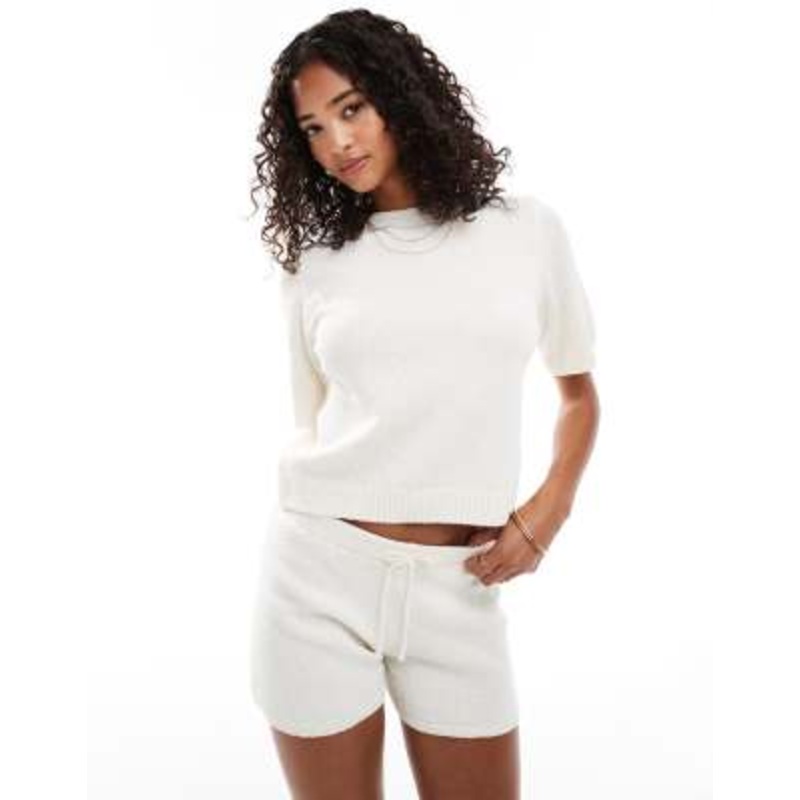 DESIGN knit top and shorts set in boucle rib stitch in ecru