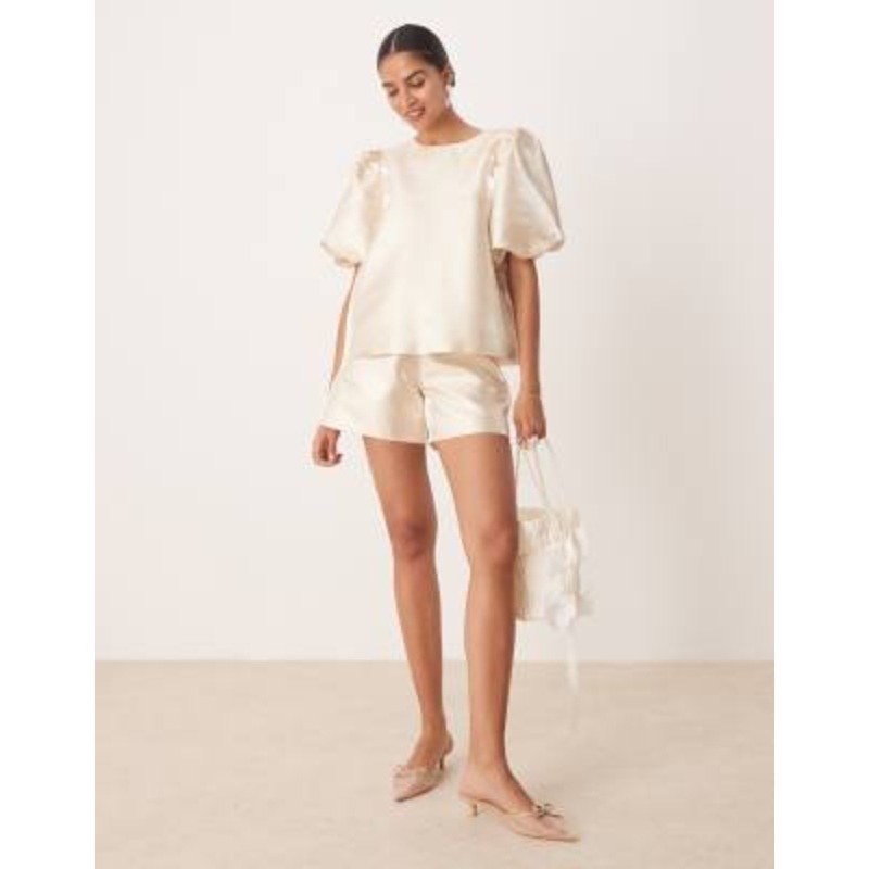 Amy Lynn high shine a-line tailored shorts in stone – part of a set