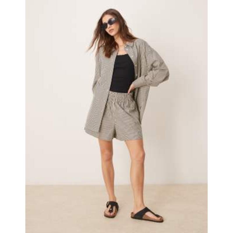 DESIGN relaxed shirt and pull-on shorts set in mono stripe