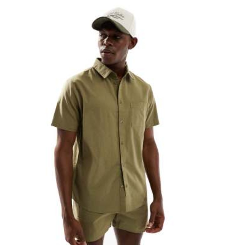Aray short sleeve beach shirt in olive green – part of a set