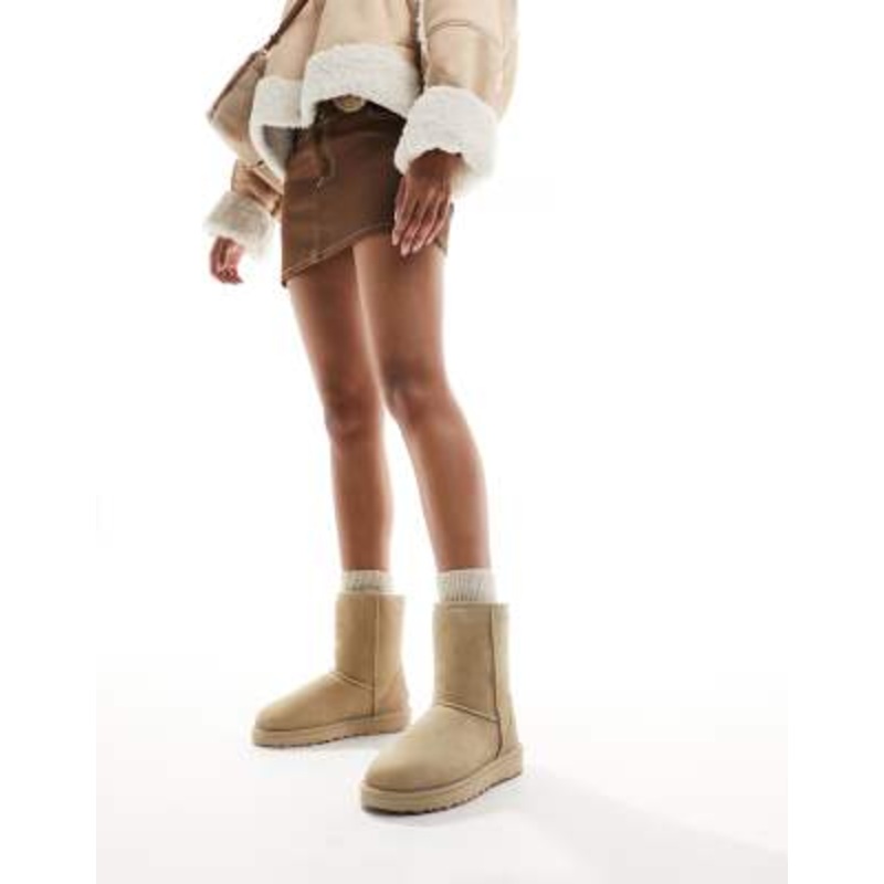 UGG Classic short II boots in stone
