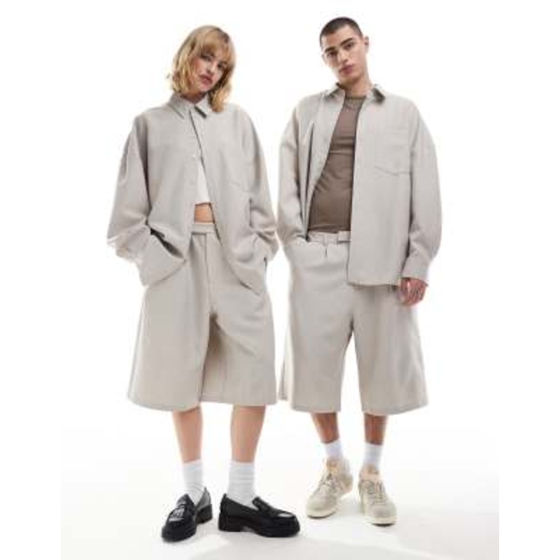 COLLUSION Unisex relaxed wide leg tailored shorts in sand pinstripe – part of a set