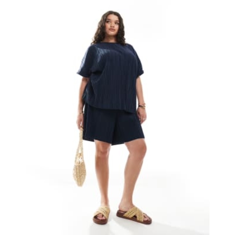 Vero Moda Curve plisse shorts in navy – part of a set