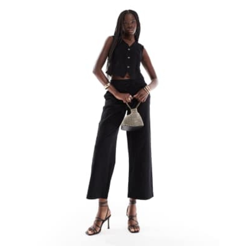 Vero Moda tailored drawstring waist wide leg pants in black – part of a set
