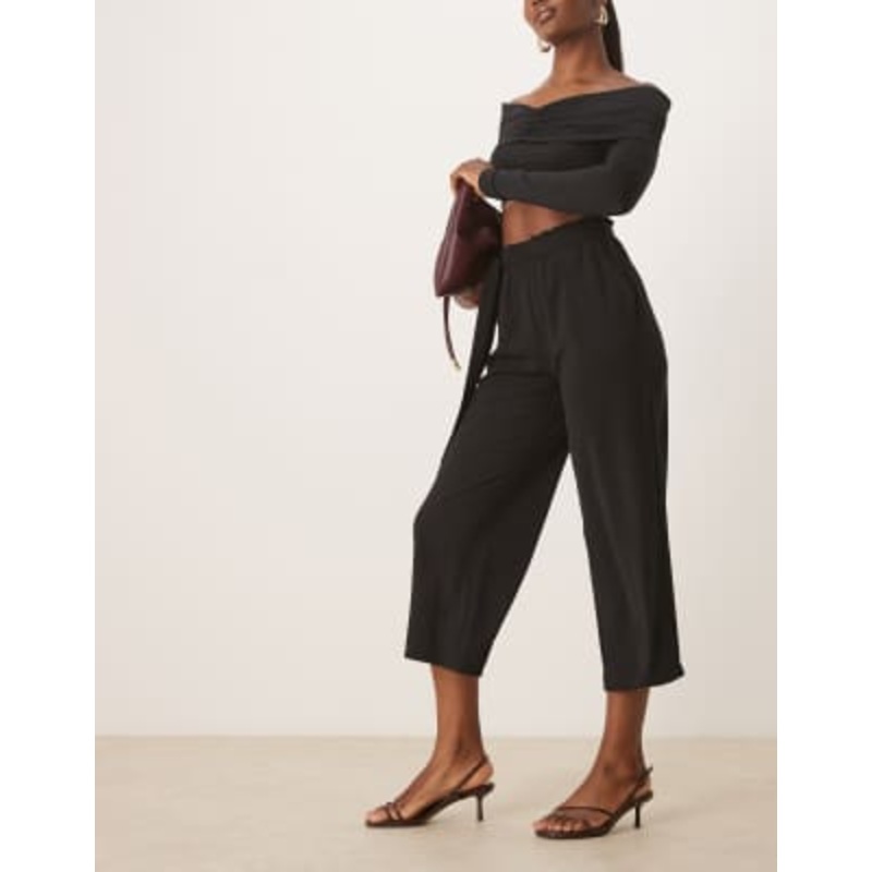 Vila tie waist straight leg cropped pants in black