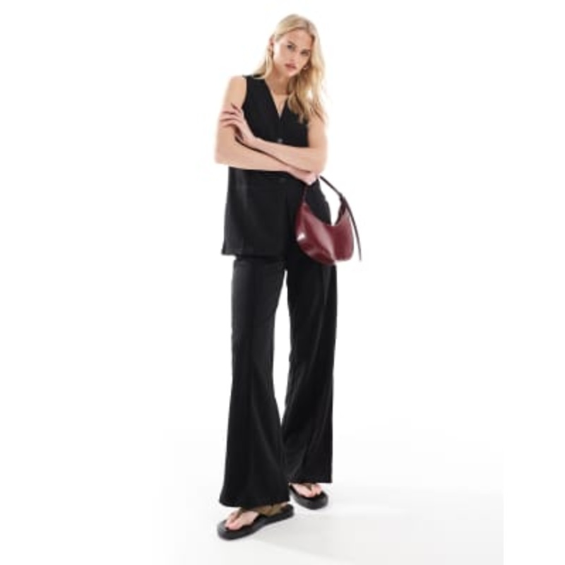 Vero Moda Tall wide leg jersey crepe pants in black