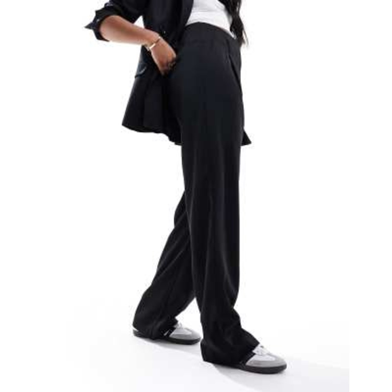 Vero Moda tailored high rise relaxed straight leg pants with belt loop detail in black